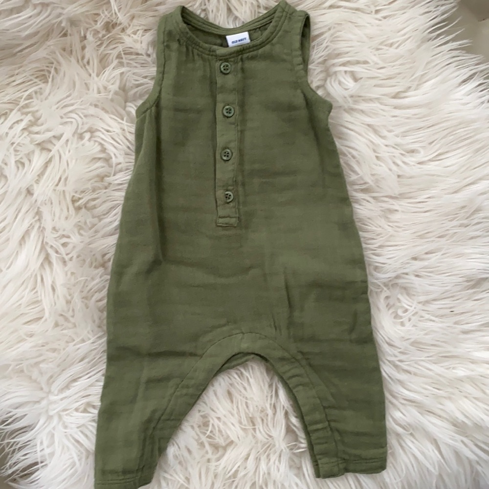 Unisex Sleeveless Henley One-Piece for Baby!
